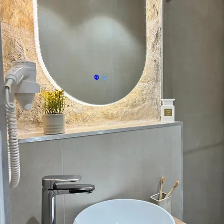 Hotel Paris Amore 파리